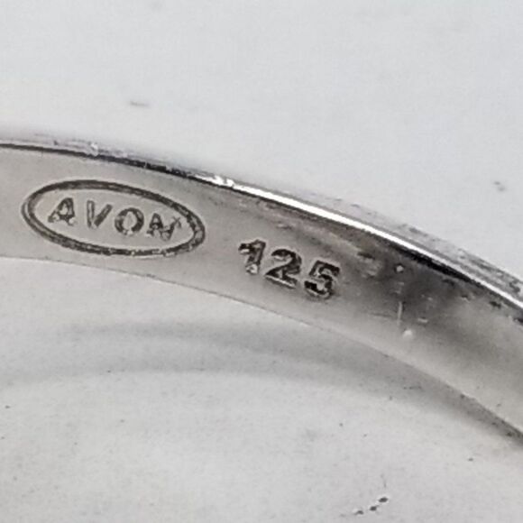 Vintage Avon Blue Oval Rhinestone Ring with Halo, Princess Dianna, Size 10 - Picture 4 of 9